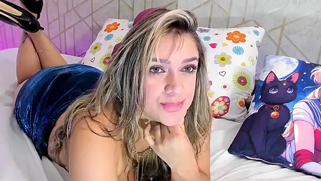 NicoleDiior's cam snapshot