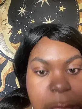 nylafromnextdoor's cam snapshot