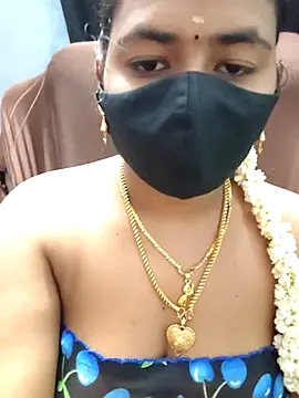 Tamil_Lotus's cam snapshot