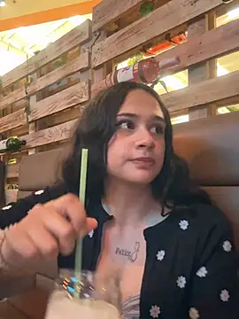 BabyKathy's cam snapshot