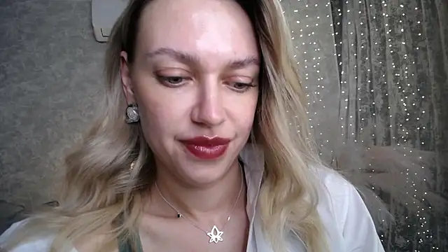 NickyAdamidi's cam snapshot