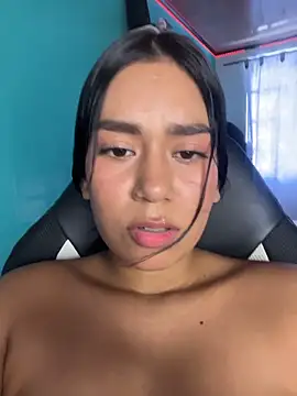 ALANAH_KITTY live sex cam
