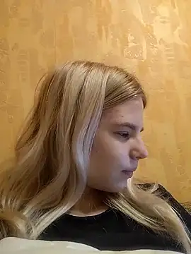 EsterSteele's cam snapshot