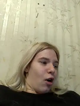 EsterSteele's cam snapshot