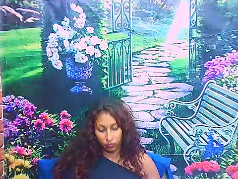 IndianSexyButt's cam snapshot