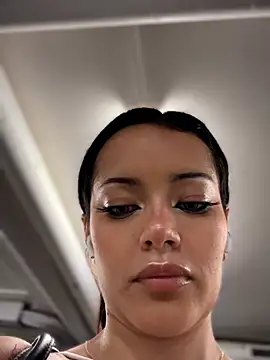 Risky_Workouts live sex cam