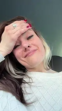 LadyLena1 live sex cam