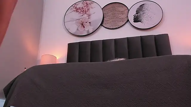 SaharaGarcia__ live sex cam