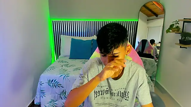 Astaroth_Grigori live sex cam