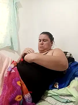 yaneth_'s cam snapshot