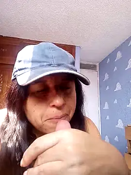 valeriapinter's cam snapshot