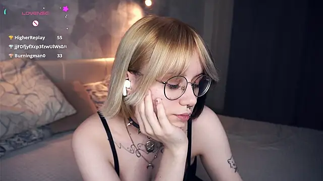 KellePourier's cam snapshot