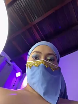 Aisha_Malek's cam snapshot