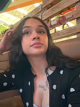 BabyKathy's cam snapshot