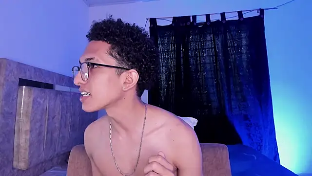 Cj_davis_'s cam snapshot