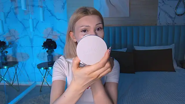 CarolReeves's cam snapshot