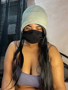 Nabila-hanouna's cam snapshot