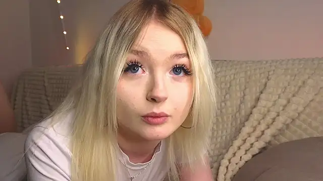 minigirl's cam snapshot