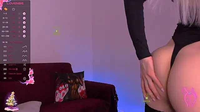 AnnaMiles's cam snapshot