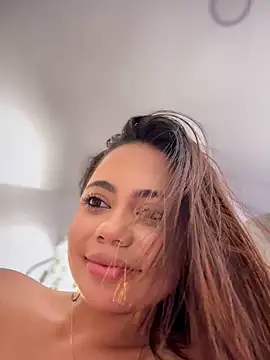 Aryrosee live sex cam