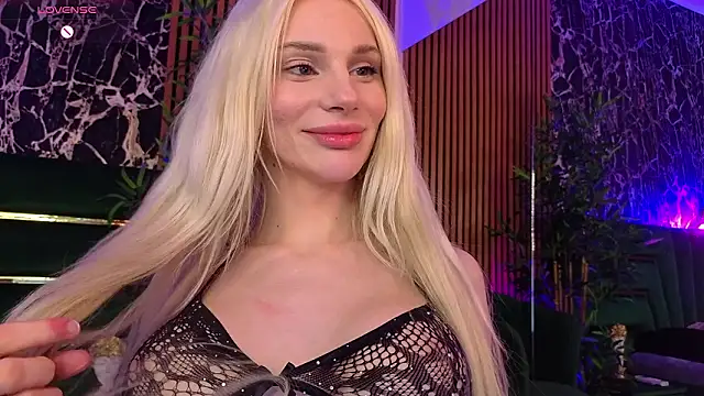 BarbieKara live sex cam