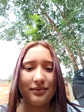 young_dairy01's cam snapshot