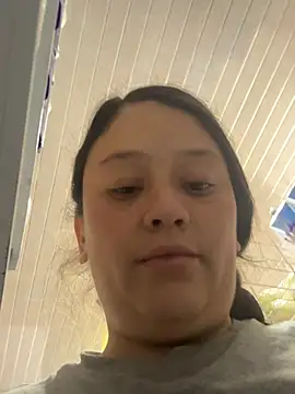 IAM_VALERI's cam snapshot