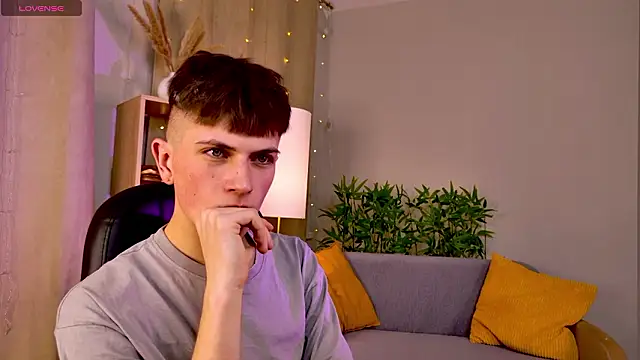 Rony_Joy live sex cam