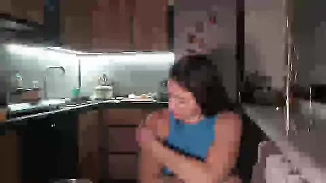 delightful_sofi's cam snapshot