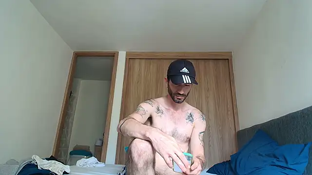 ALEJANDRO_BIGCOCK live sex cam