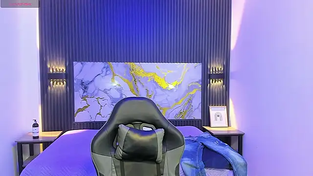 SantiagoRusso18 live sex cam