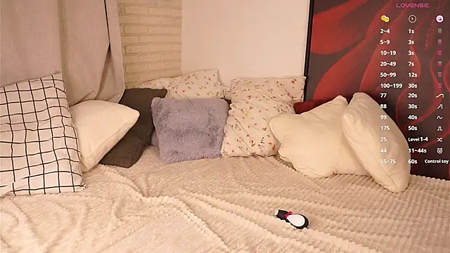 Love_audirs6's cam snapshot