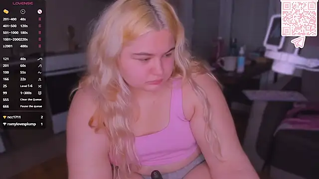 Freakcute_'s cam snapshot