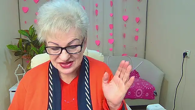 KayleSmoll's cam snapshot