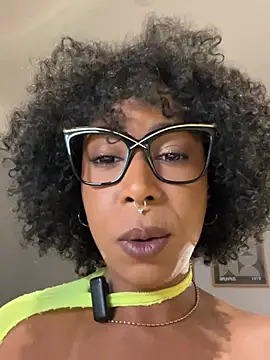 dianagolley420's cam snapshot