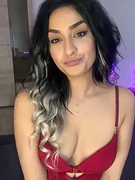 Mia_spicyy's cam snapshot