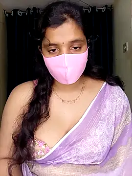 Rose-luckey's cam snapshot