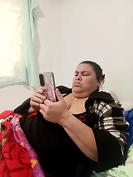 yaneth_'s cam snapshot