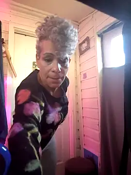 CeceilaMoon's cam snapshot