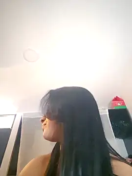 SaharQamar's cam snapshot