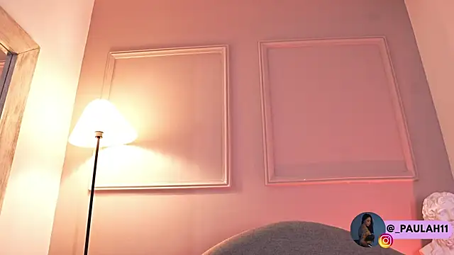 Paulah_x live sex cam