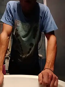 MrMancino's cam snapshot