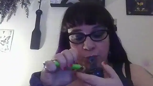 GothyBaby's cam snapshot