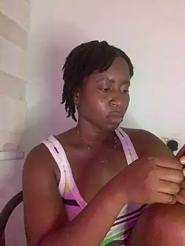 MISSMAYSROOM's cam snapshot