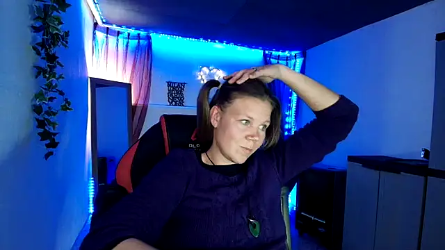 CallMeMaria's cam snapshot