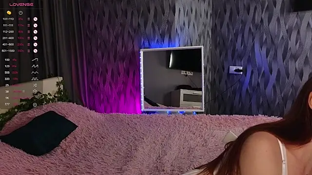 TwistedBilling's cam snapshot