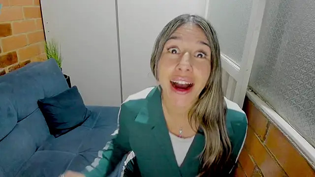 Penelope47's cam snapshot