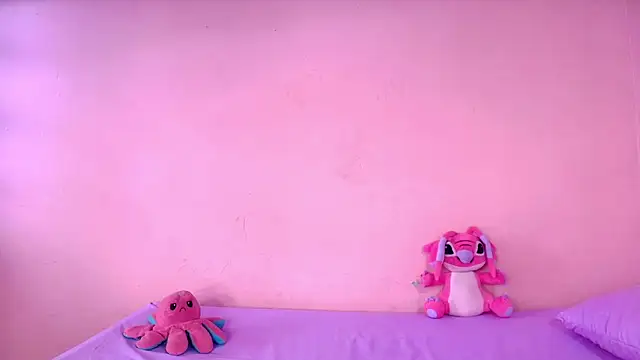 Venus2357 live sex cam