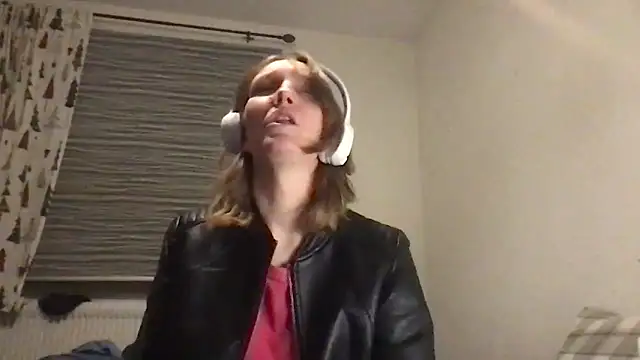 Kittymarlene's cam snapshot