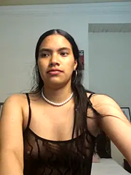 Julieta_Parker's cam snapshot